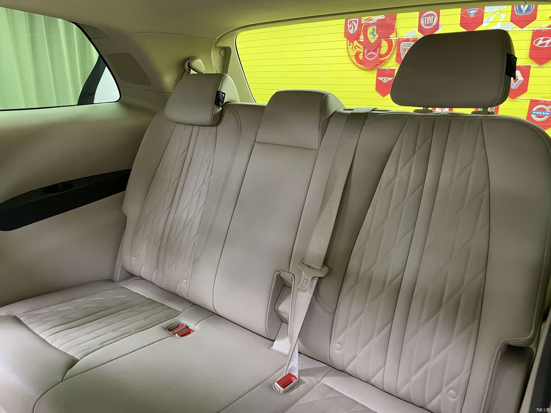 Buick GL8, 2023 8