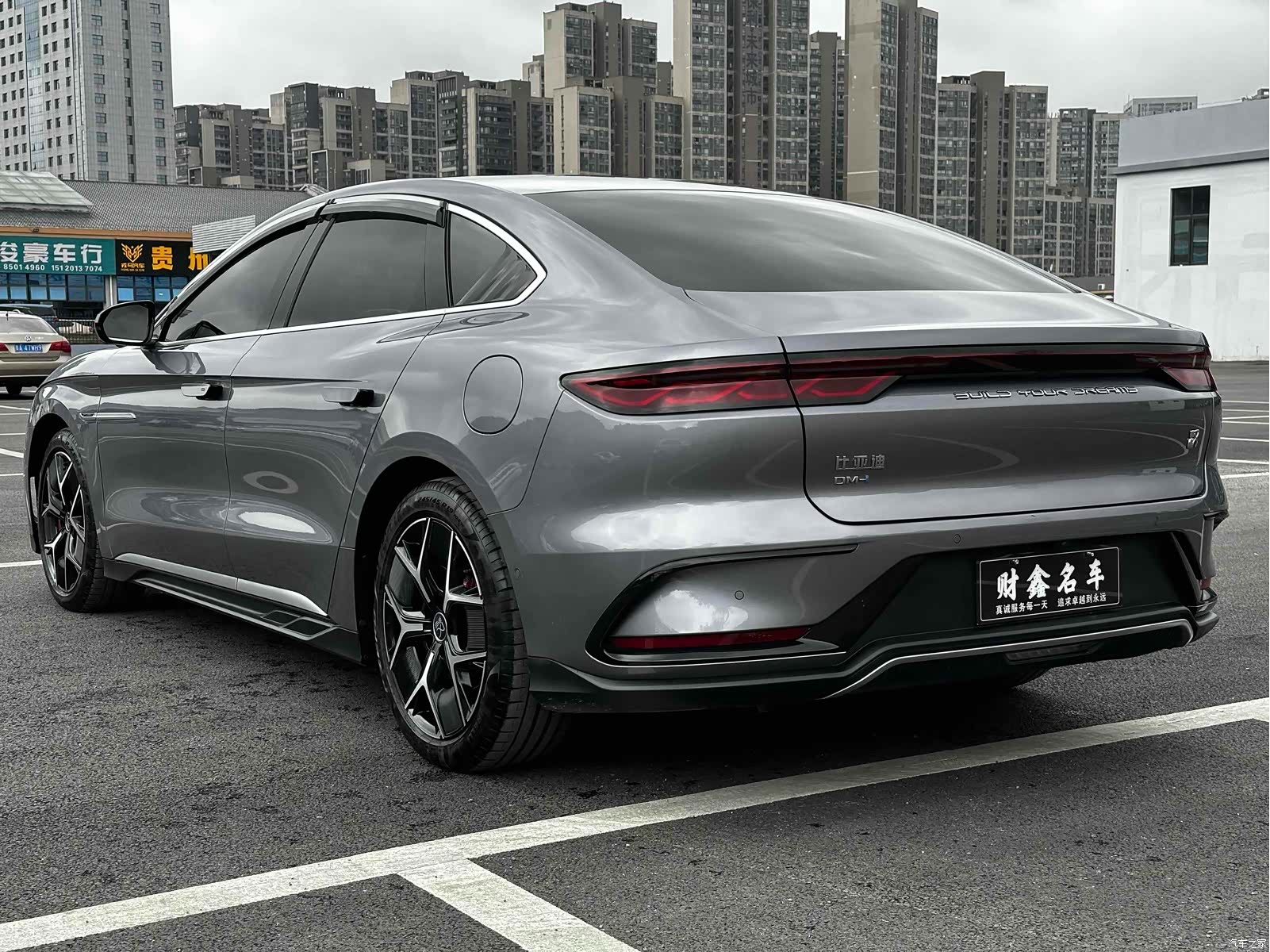 BYD Han, 2023 14