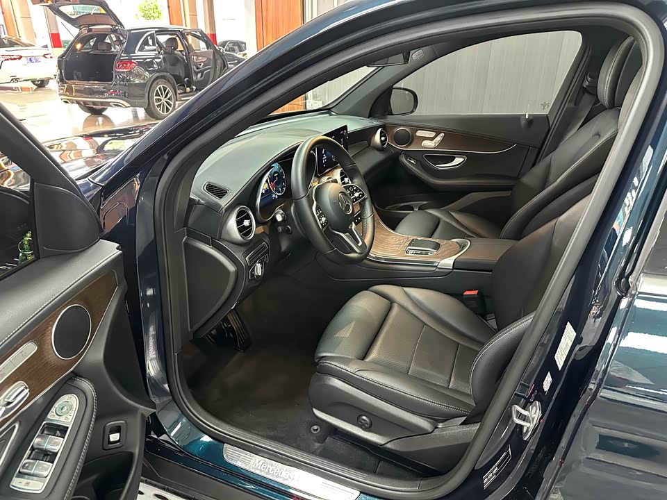 Mercedes-Benz GLC Mercedes-Benz GLC