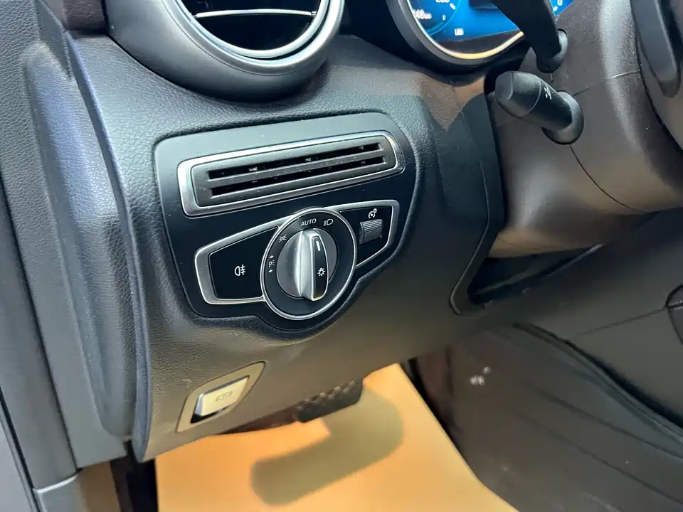 Mercedes-Benz GLC Mercedes-Benz GLC