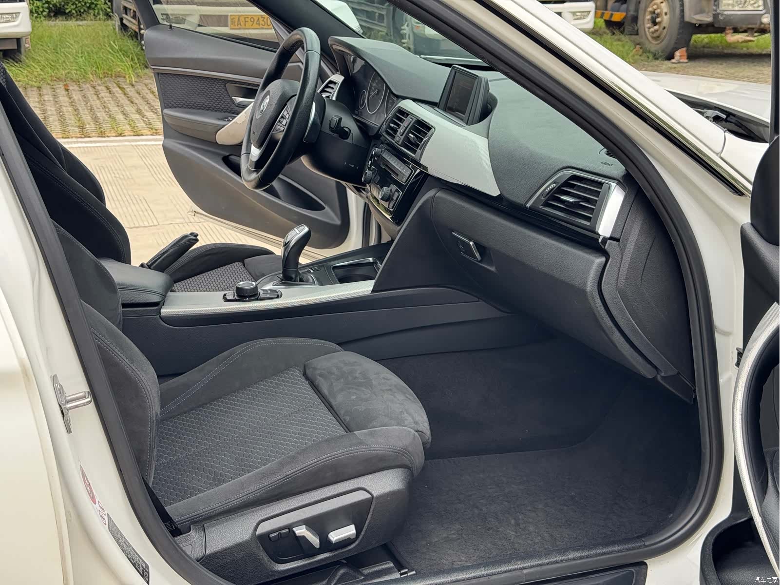 BMW 3 Series, 2017 16