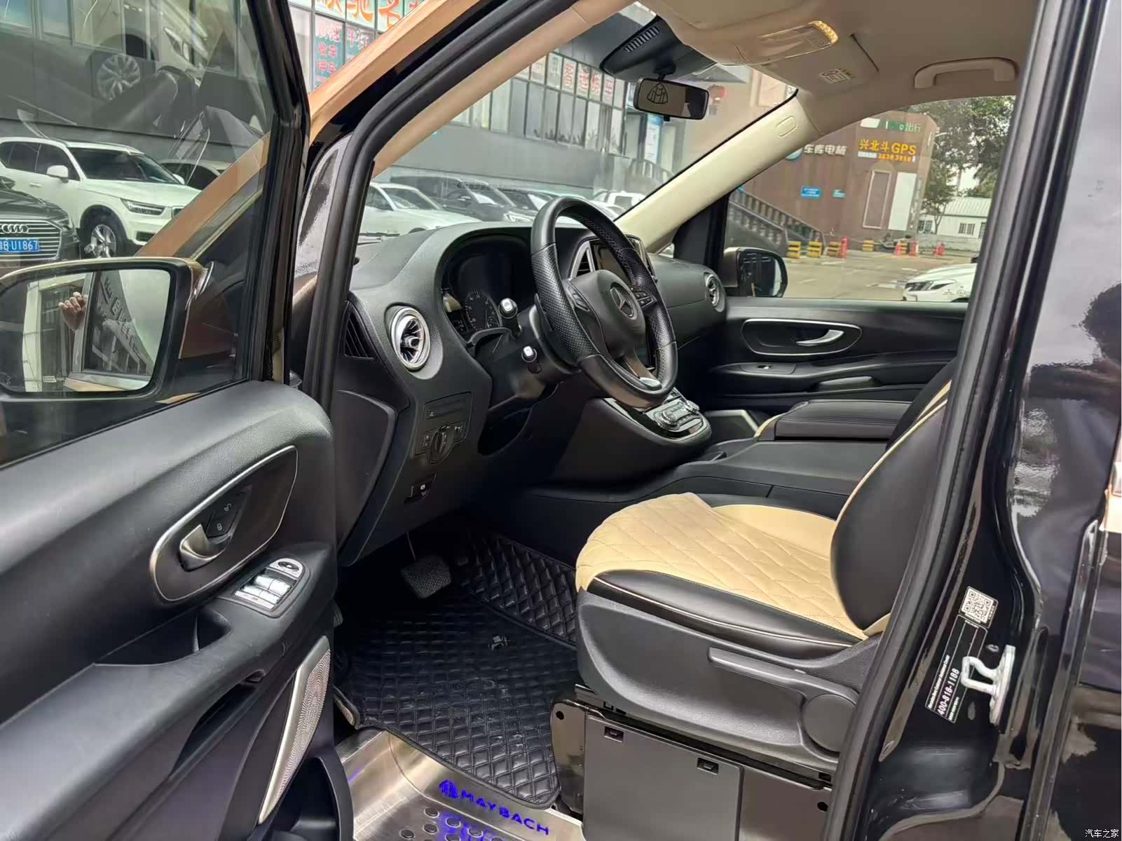 Mercedes-Benz VI, 2019 4