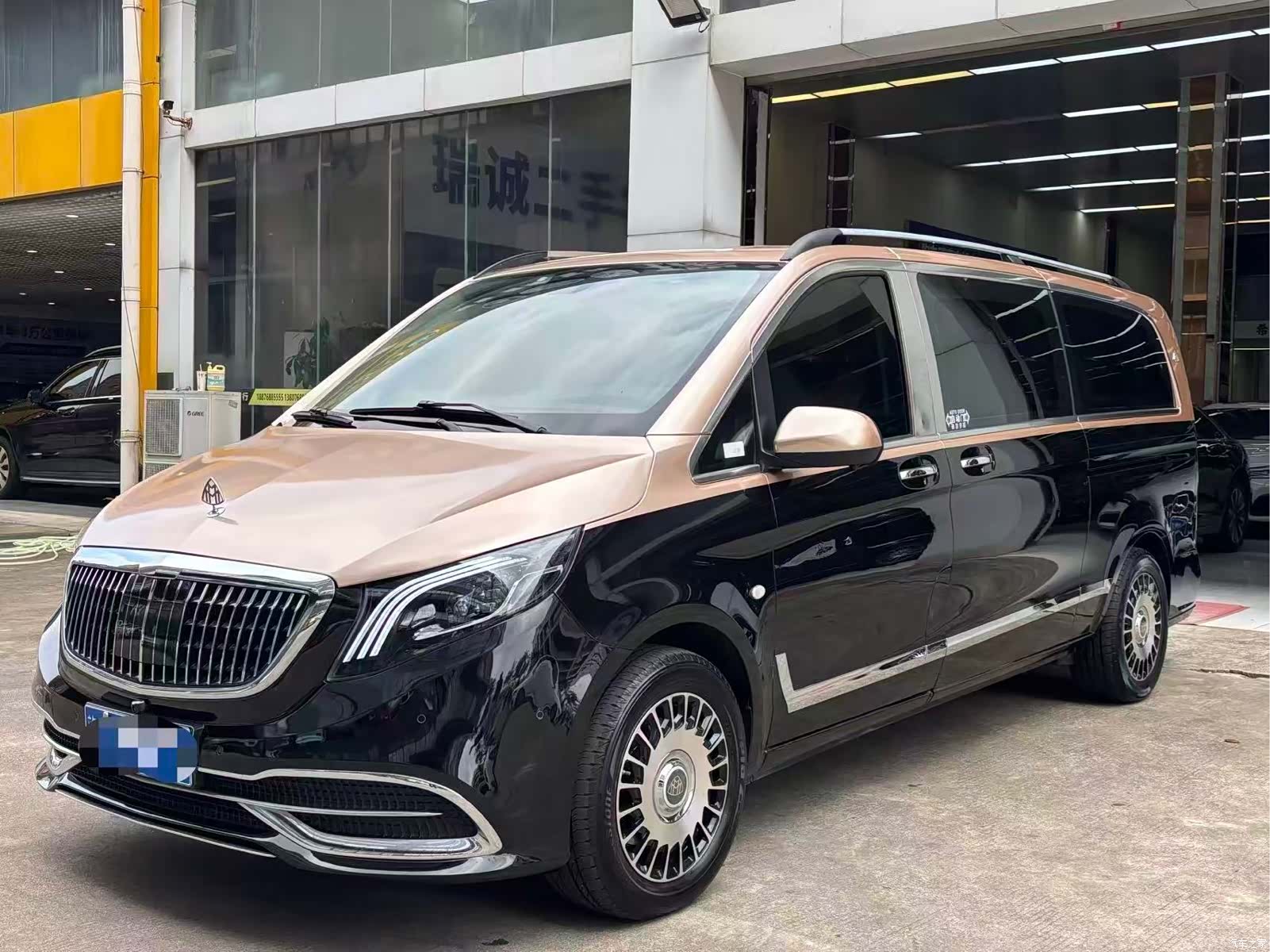 Mercedes-Benz VI, 2019 1