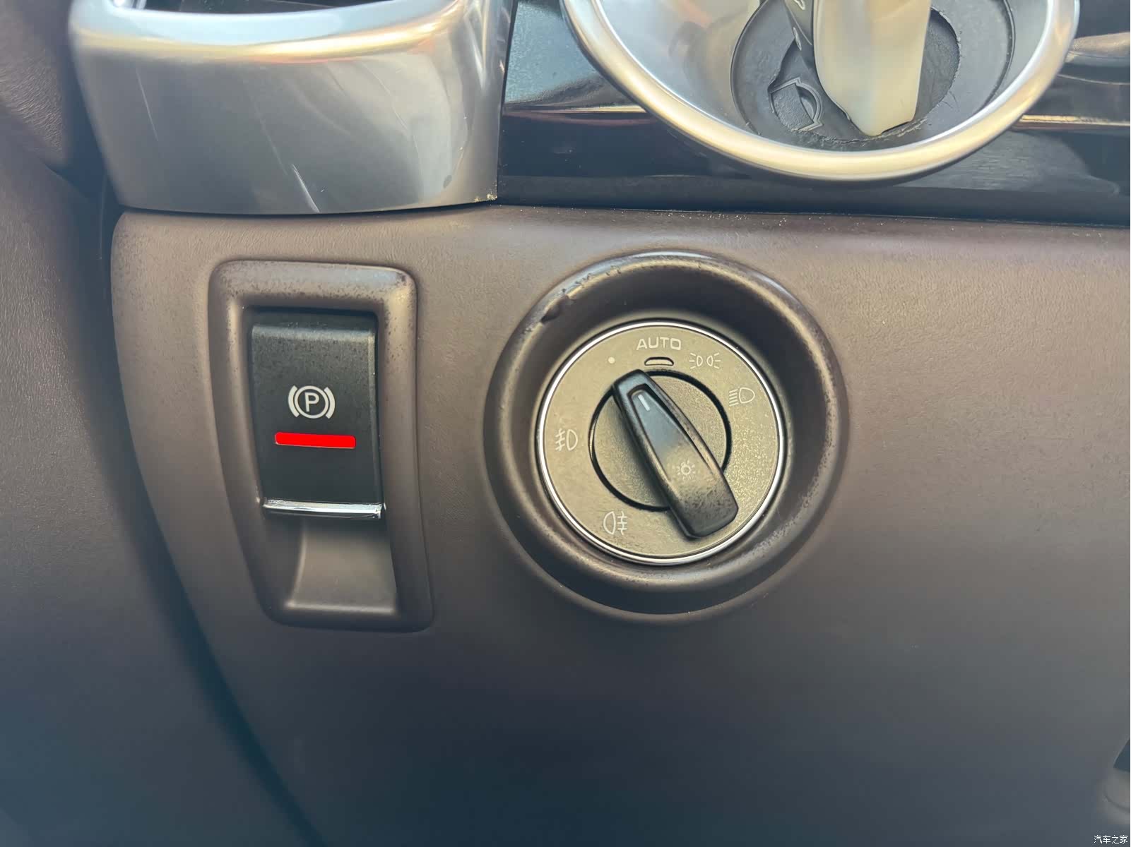Porsche Cayenne, 2012 44