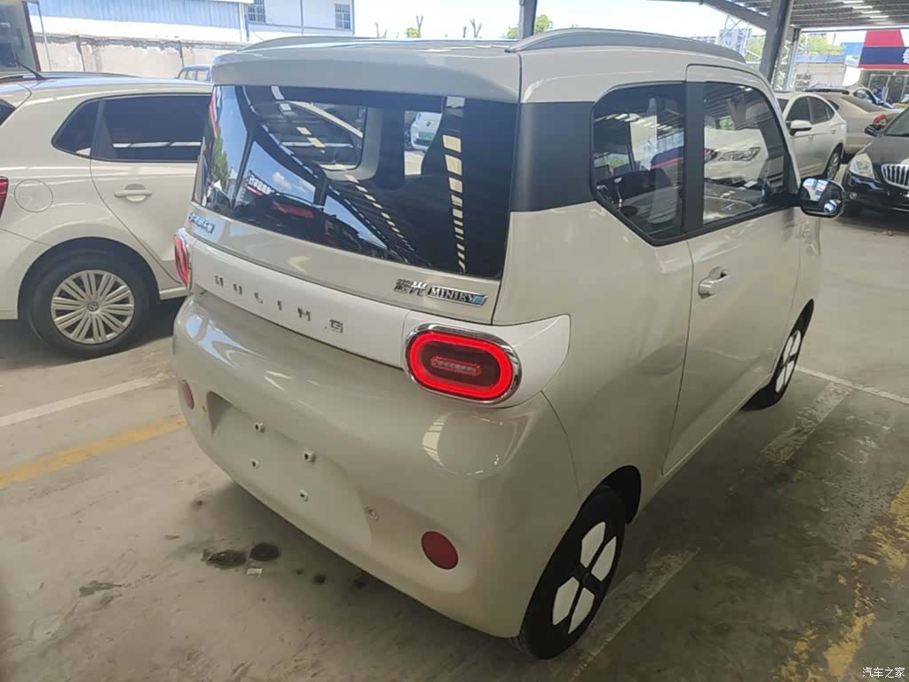 Wuling MINIEV, 2024 7