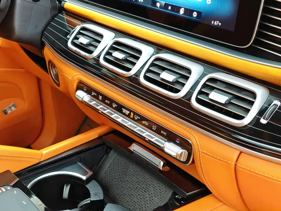 Mercedes-Benz GLS Mercedes-Benz GLS