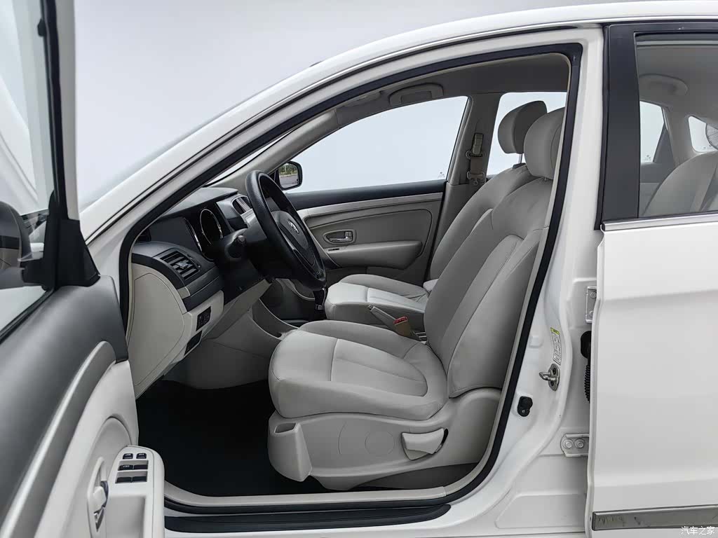 DongFeng A60, 2016 10