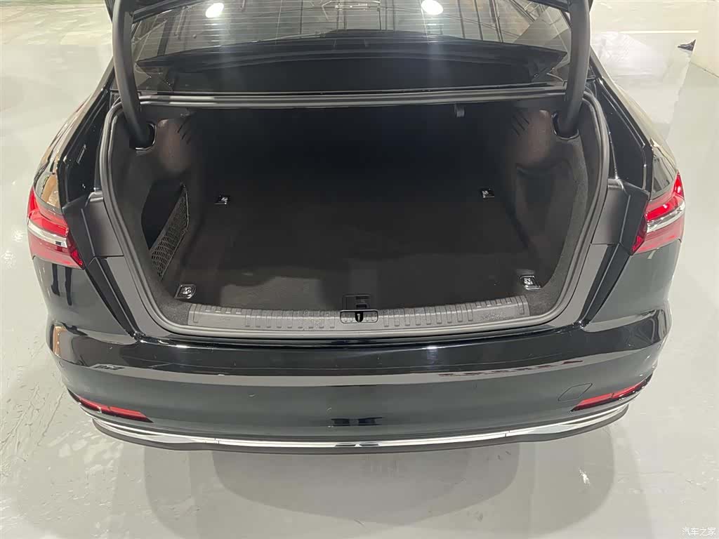 Audi A6L, 2024 13