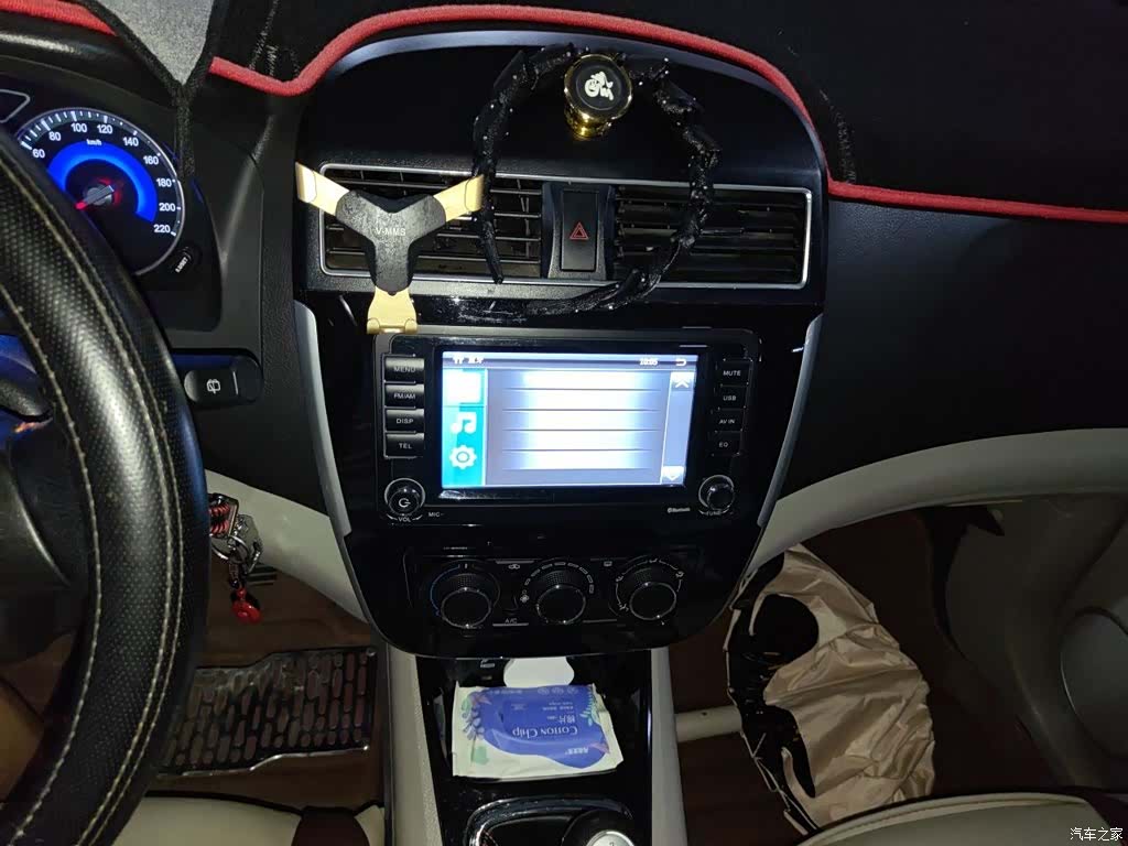 DongFeng X3, 2016 10