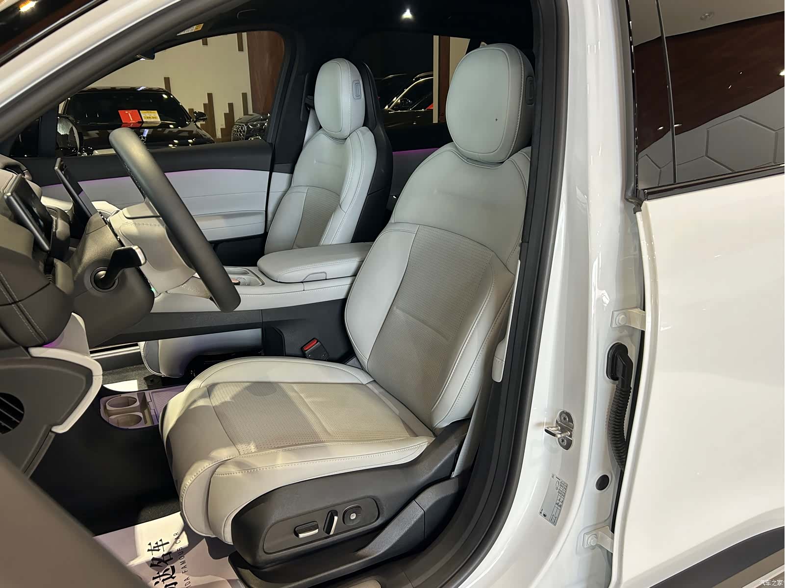 NIO ES6, 2025 10
