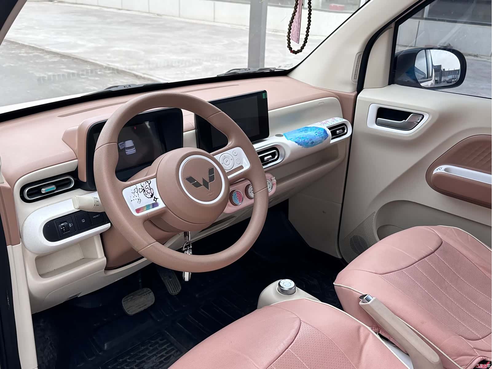 Wuling MINIEV, 2024 4