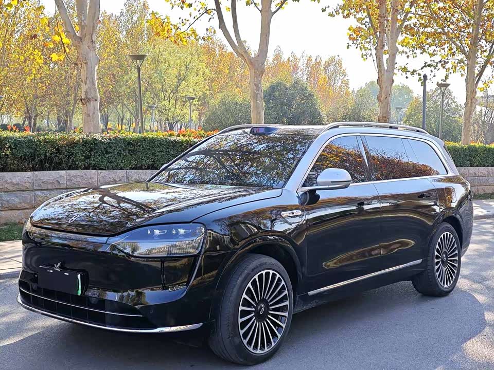 AITO Ask the world M9