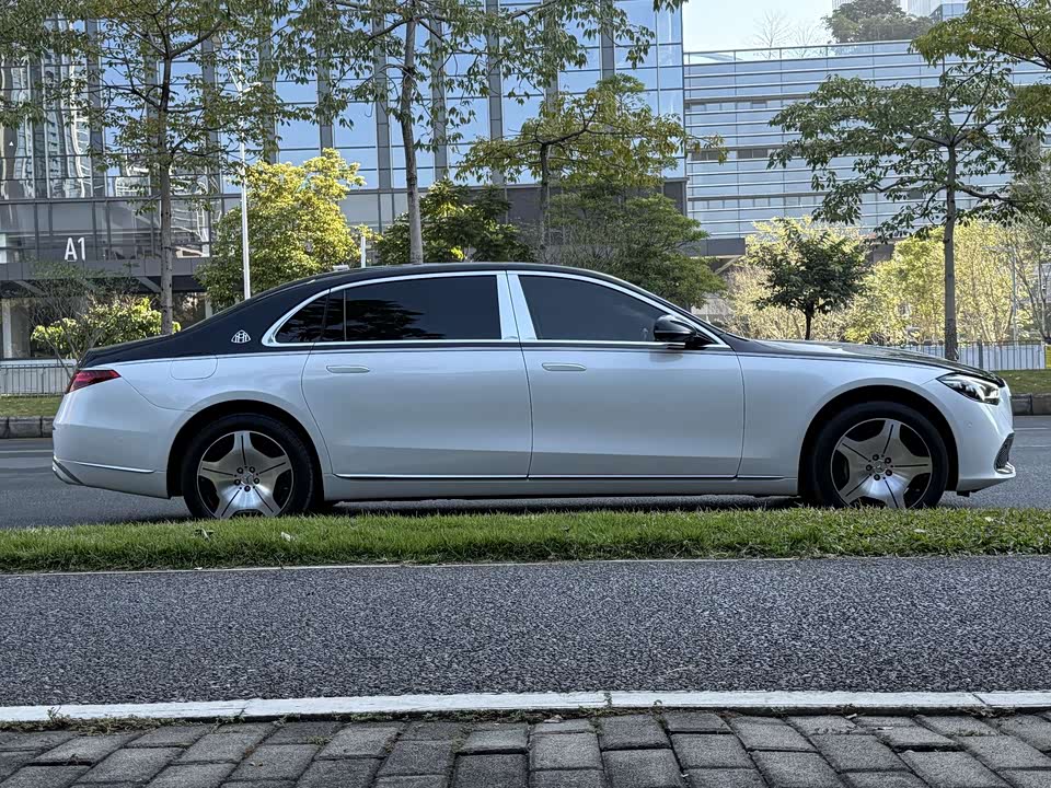 Mercedes-Benz Maybach S-class