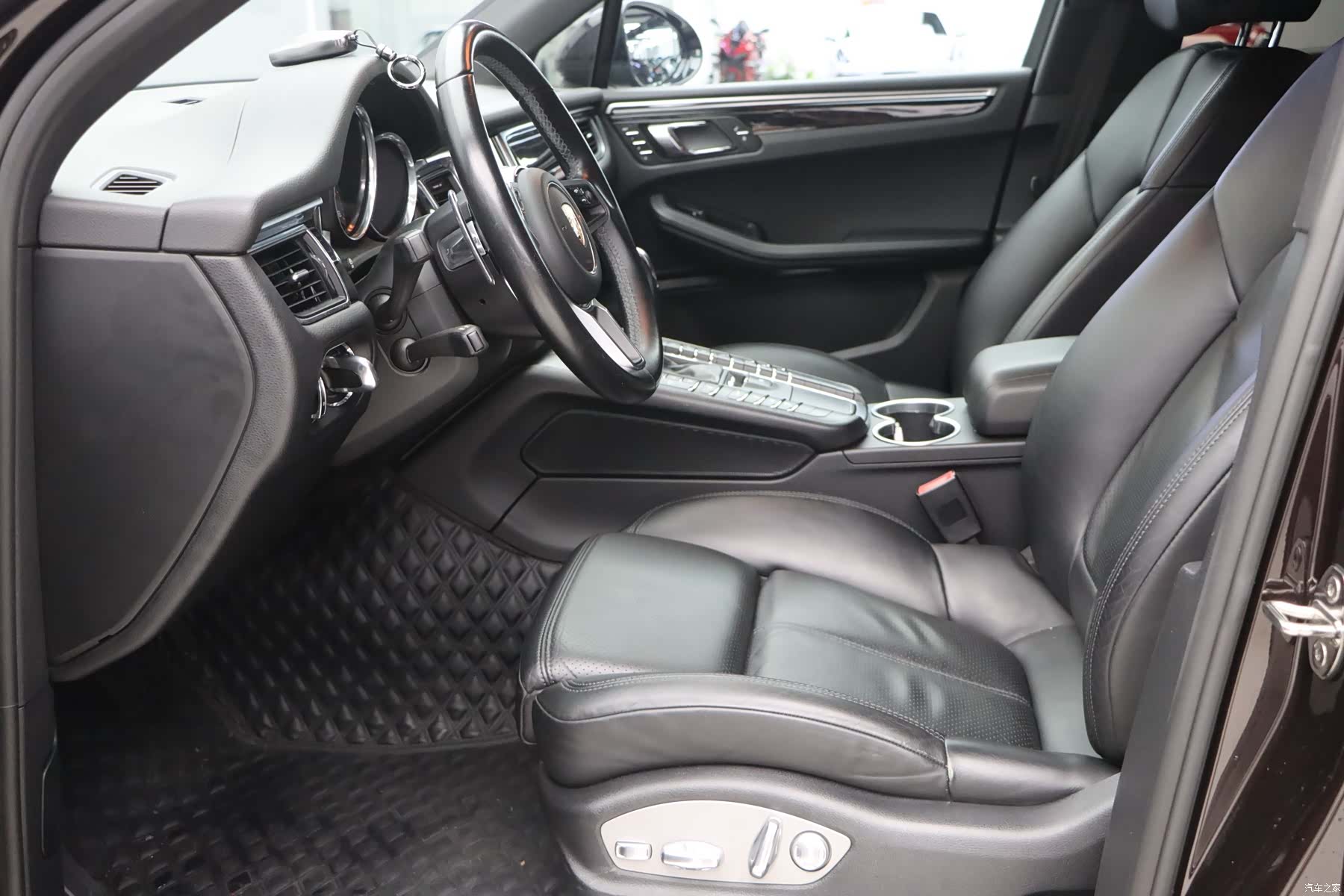 Porsche Macan, 2016 15
