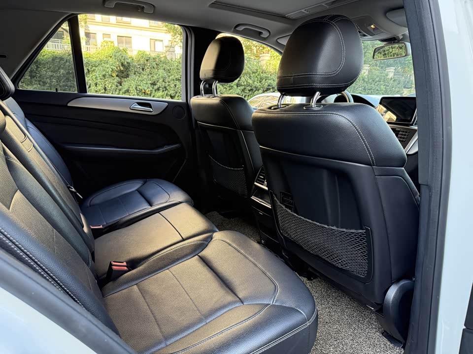 Mercedes-Benz M class