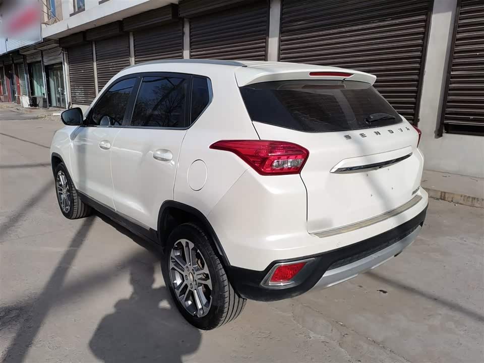 BAIC Shenbao X35