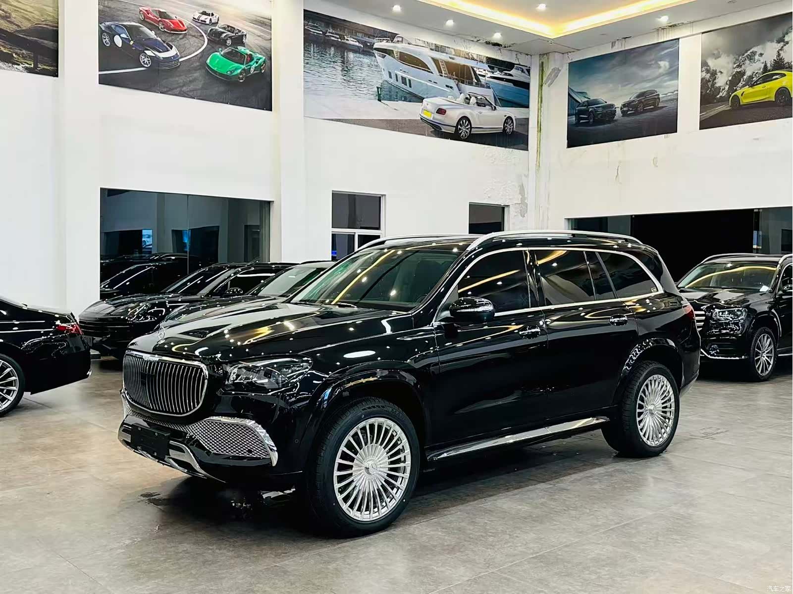 Mercedes-Benz GLS, 2024 1