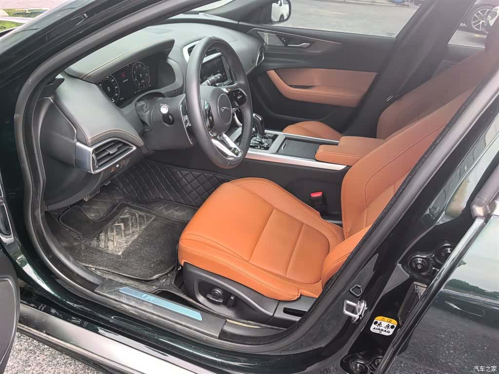 Land Rover XEL, 2024 9