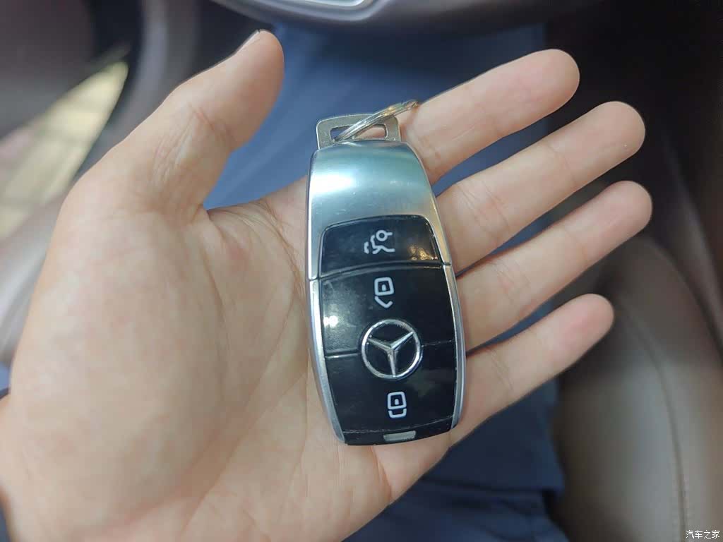 Mercedes-Benz E-Class, 2022 9