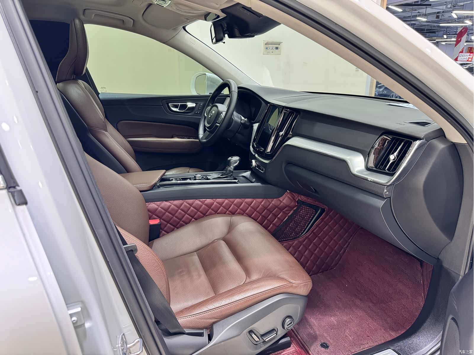 Volvo XC60, 2019 7