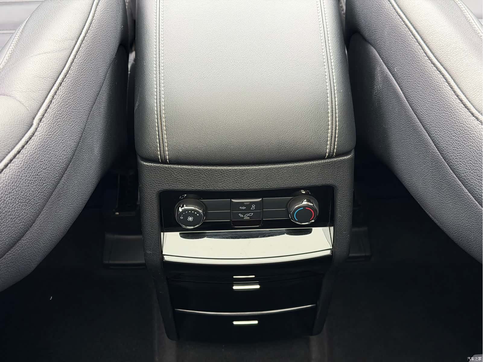 Ford Edge, 2019 22