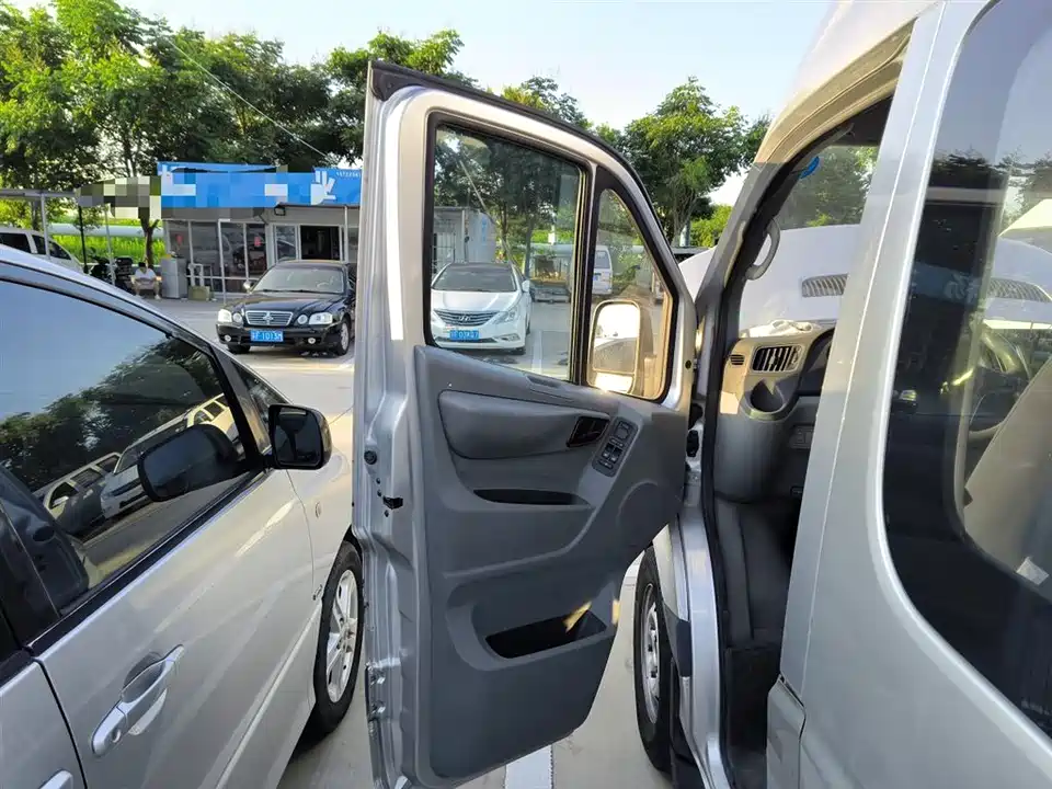 Foton Tuano Foton Tuano