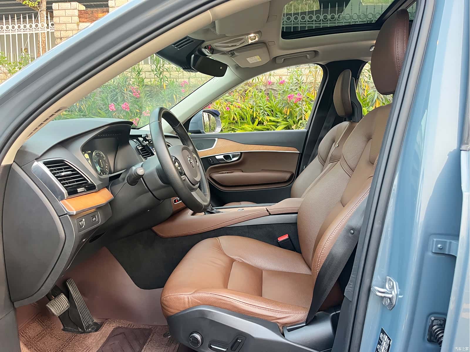 Volvo XC90, 2020 все фото