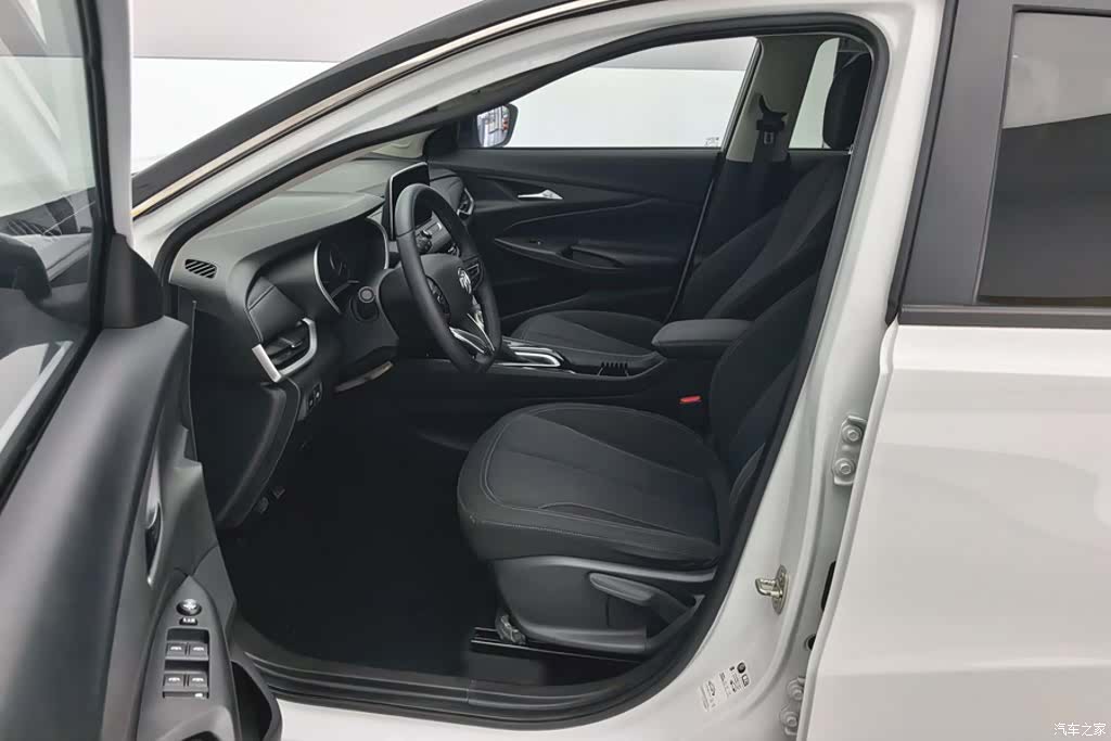 Buick Encore, 2019 9