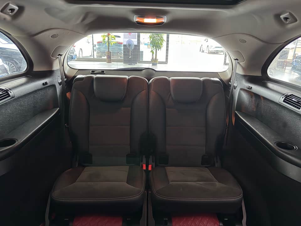 Mercedes-Benz R-class