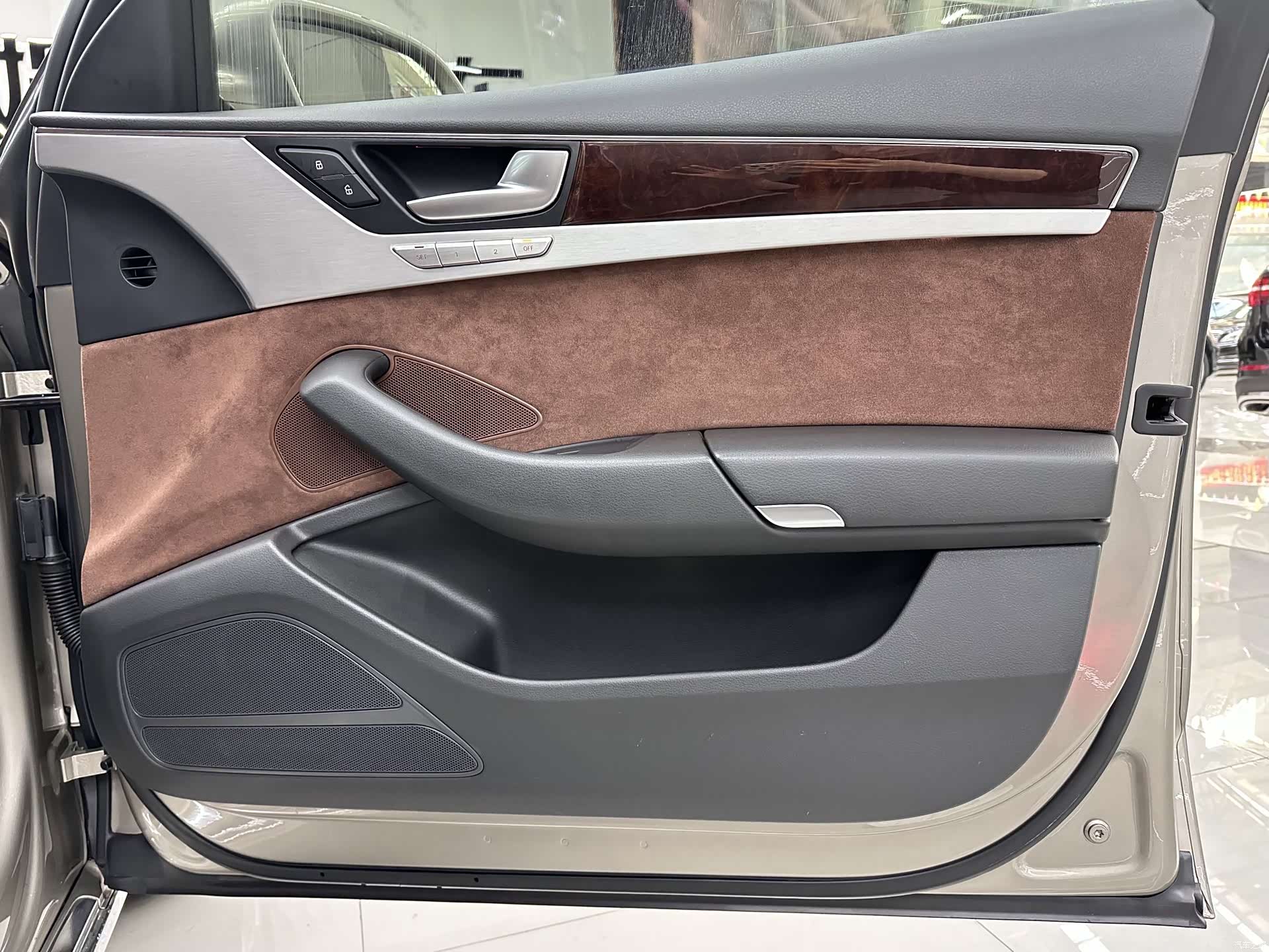 Audi A8L, 2013 14