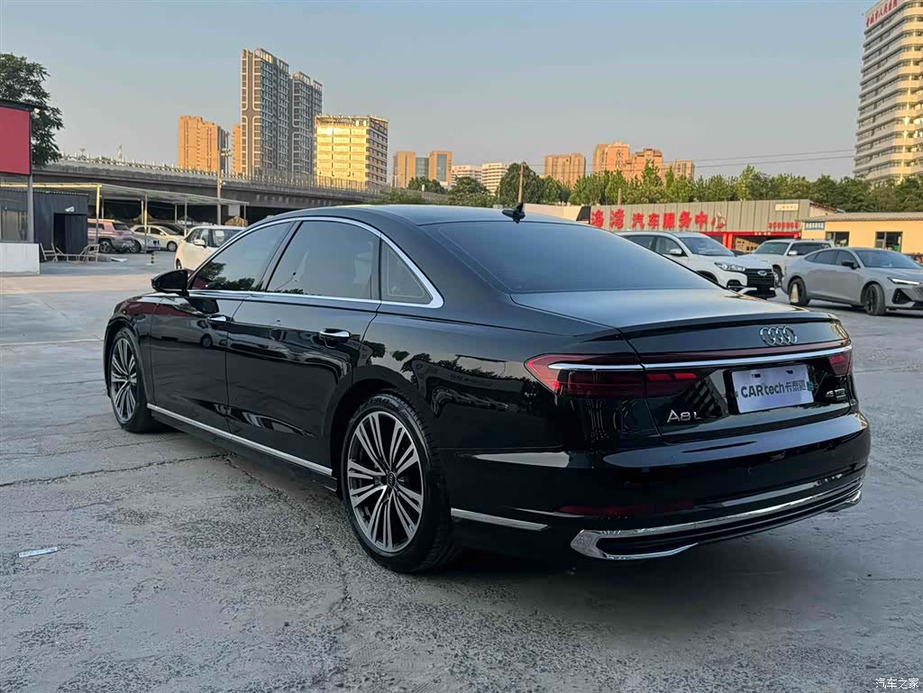 Audi A8L, 2025 7