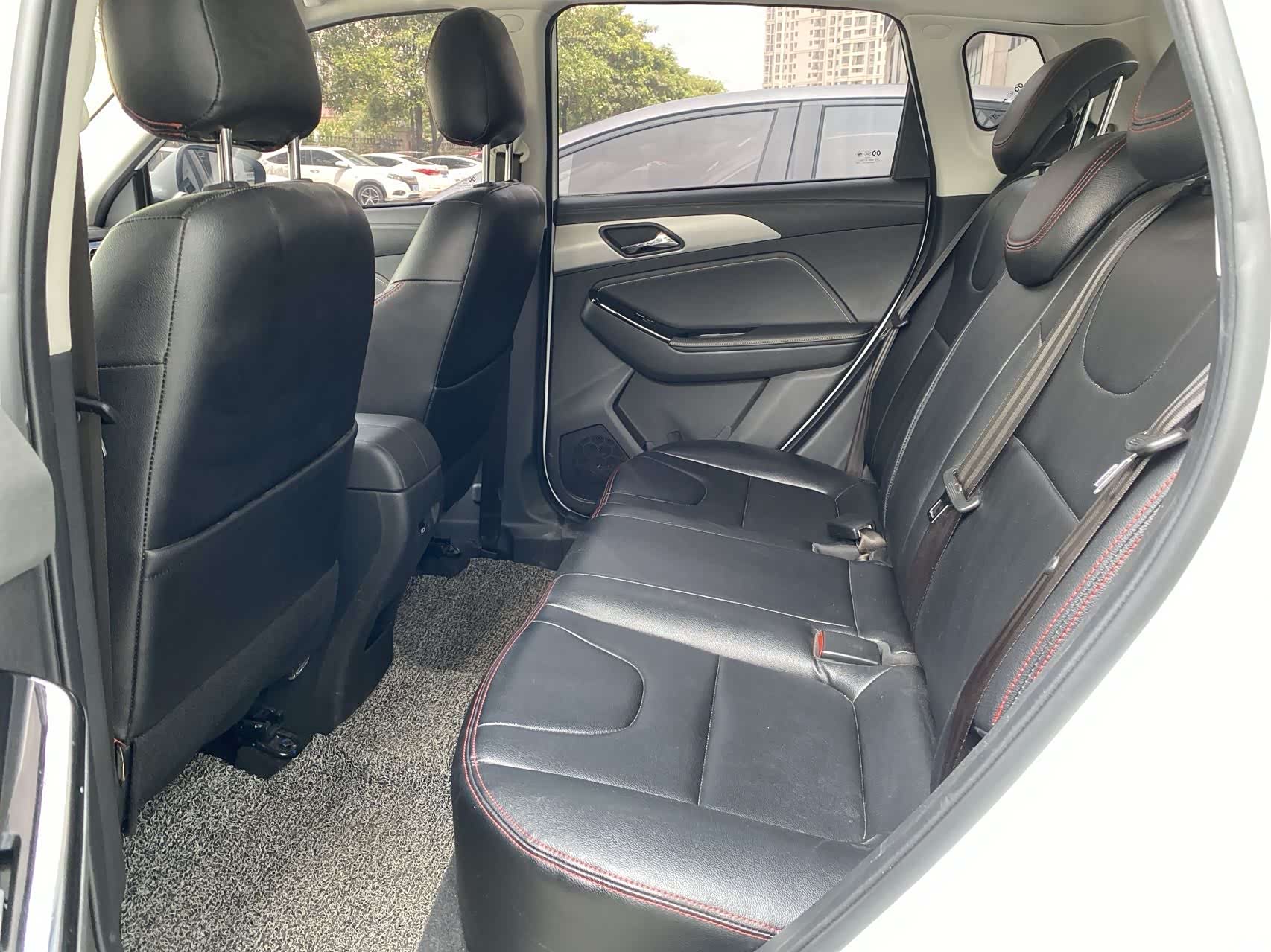 BAIC X3, 2020 10