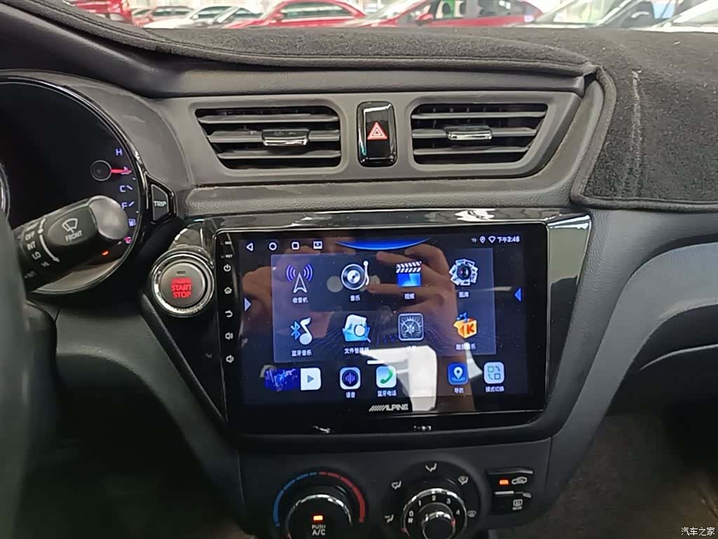 Kia K2, 2014 13