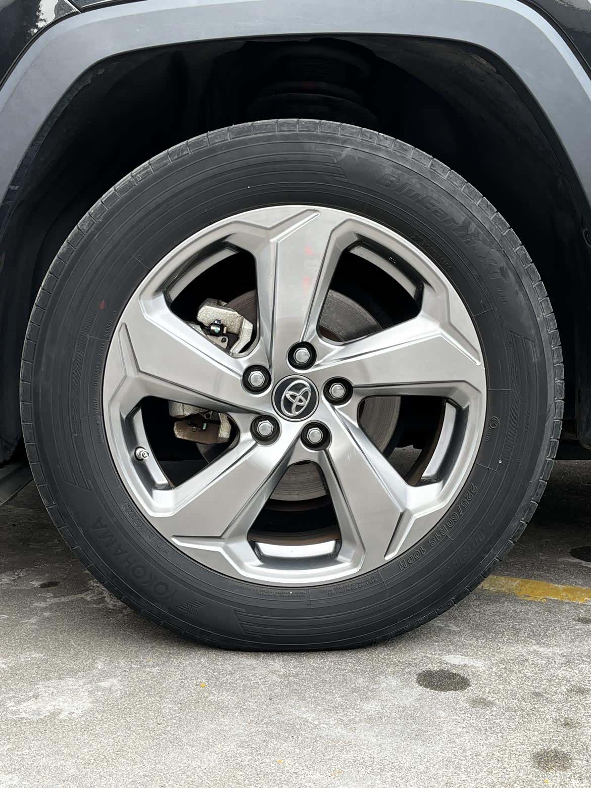 Toyota RAV4, 2022 9
