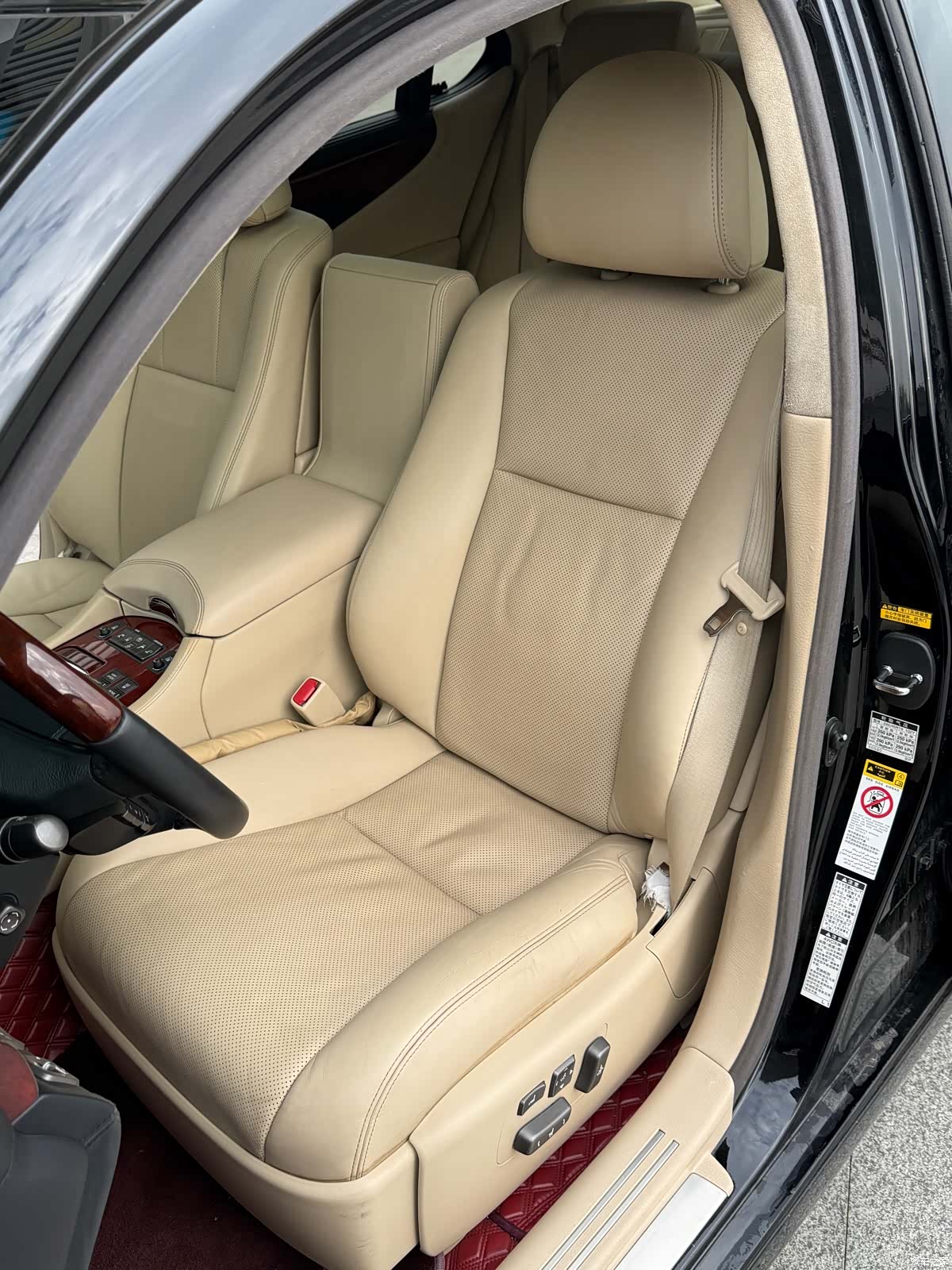 Lexus LS, 2012 26
