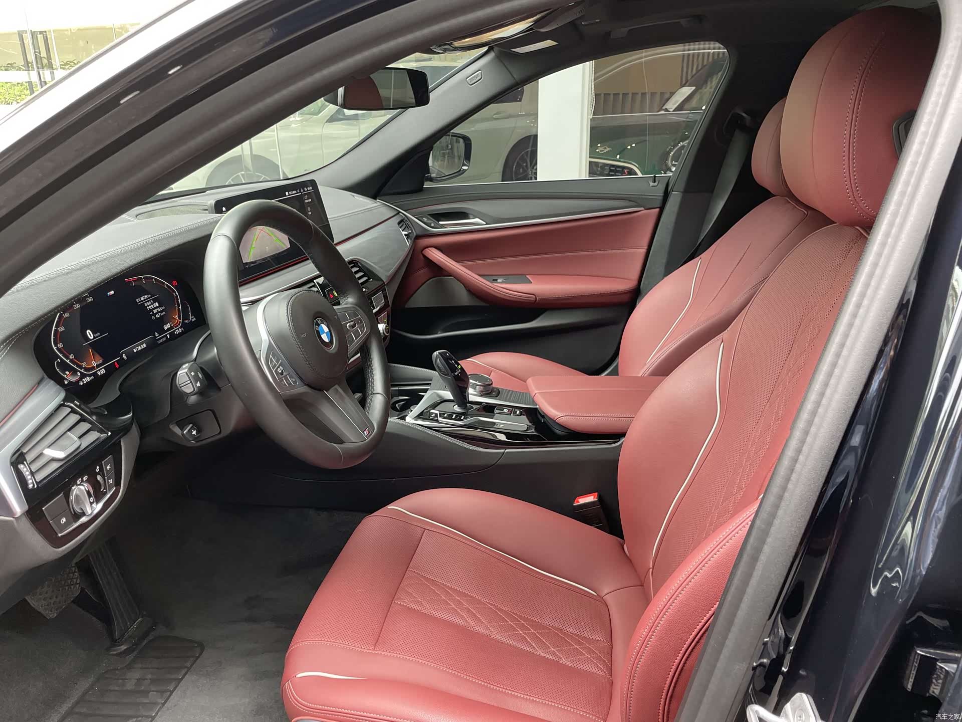 BMW 5 Series, 2023 3