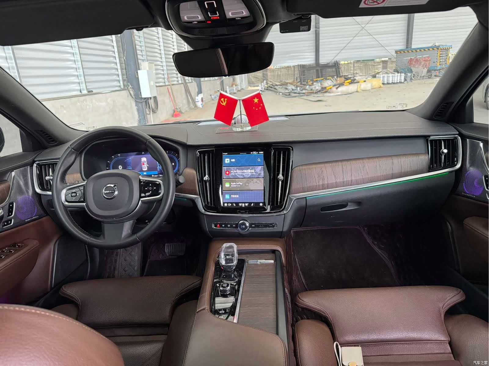 Volvo S90, 2023 все фото