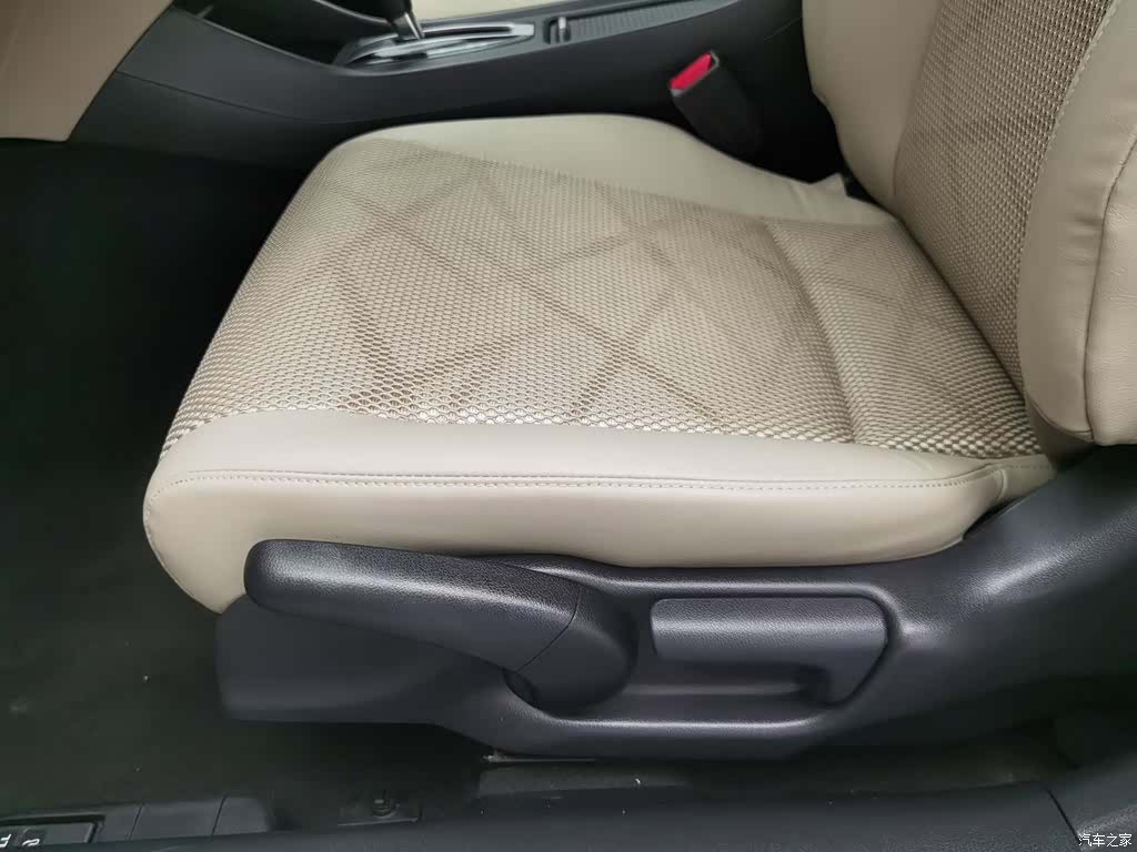 Honda Jade, 2014 20