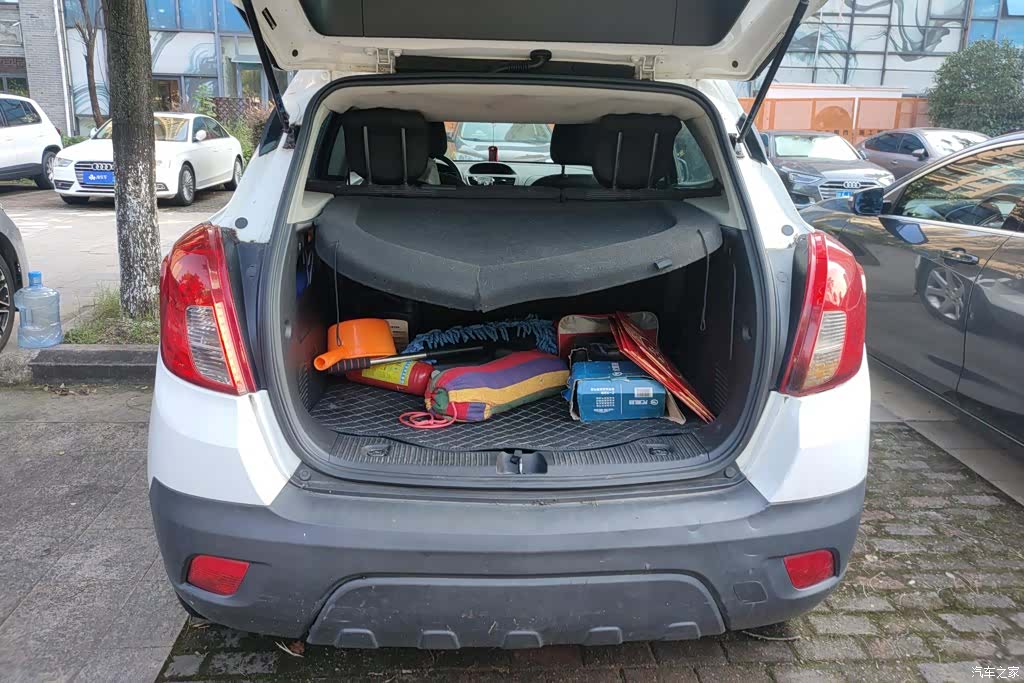 Buick Encore, 2015 4