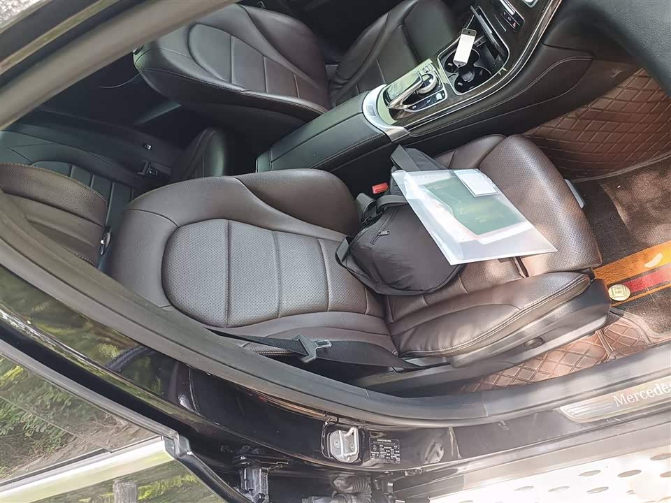 Mercedes-Benz GLC Mercedes-Benz GLC