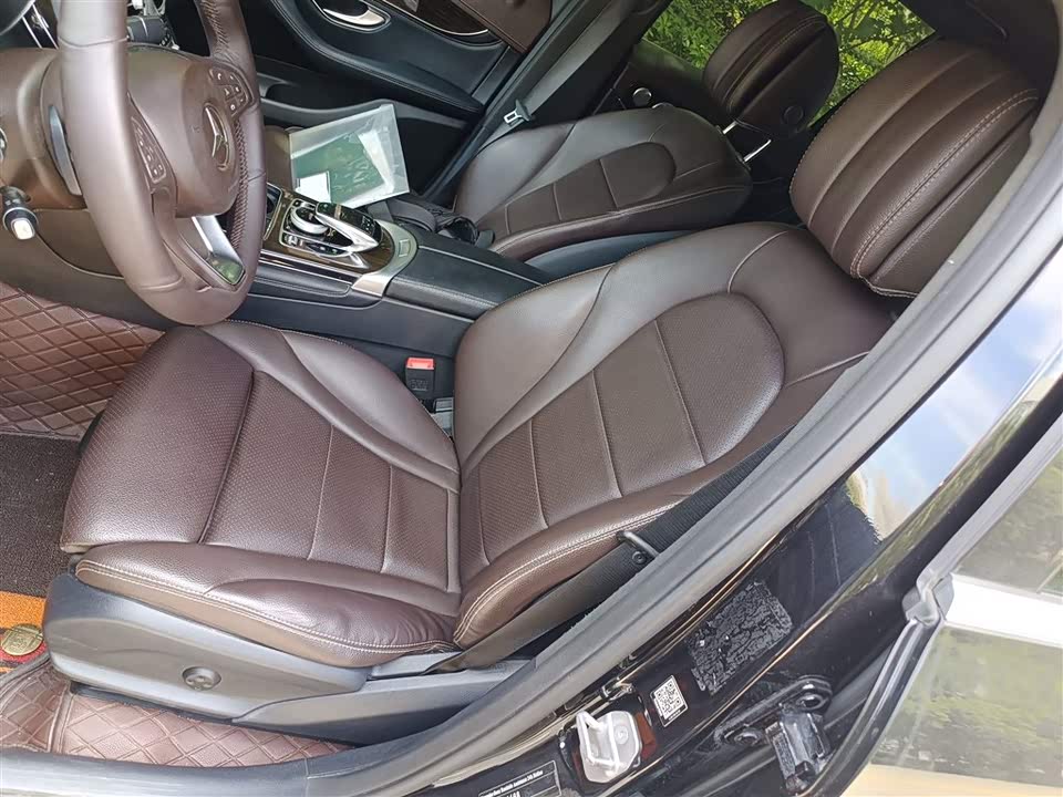 Mercedes-Benz GLC Mercedes-Benz GLC