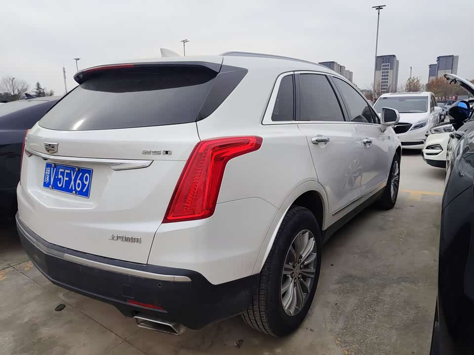Cadillac XT5