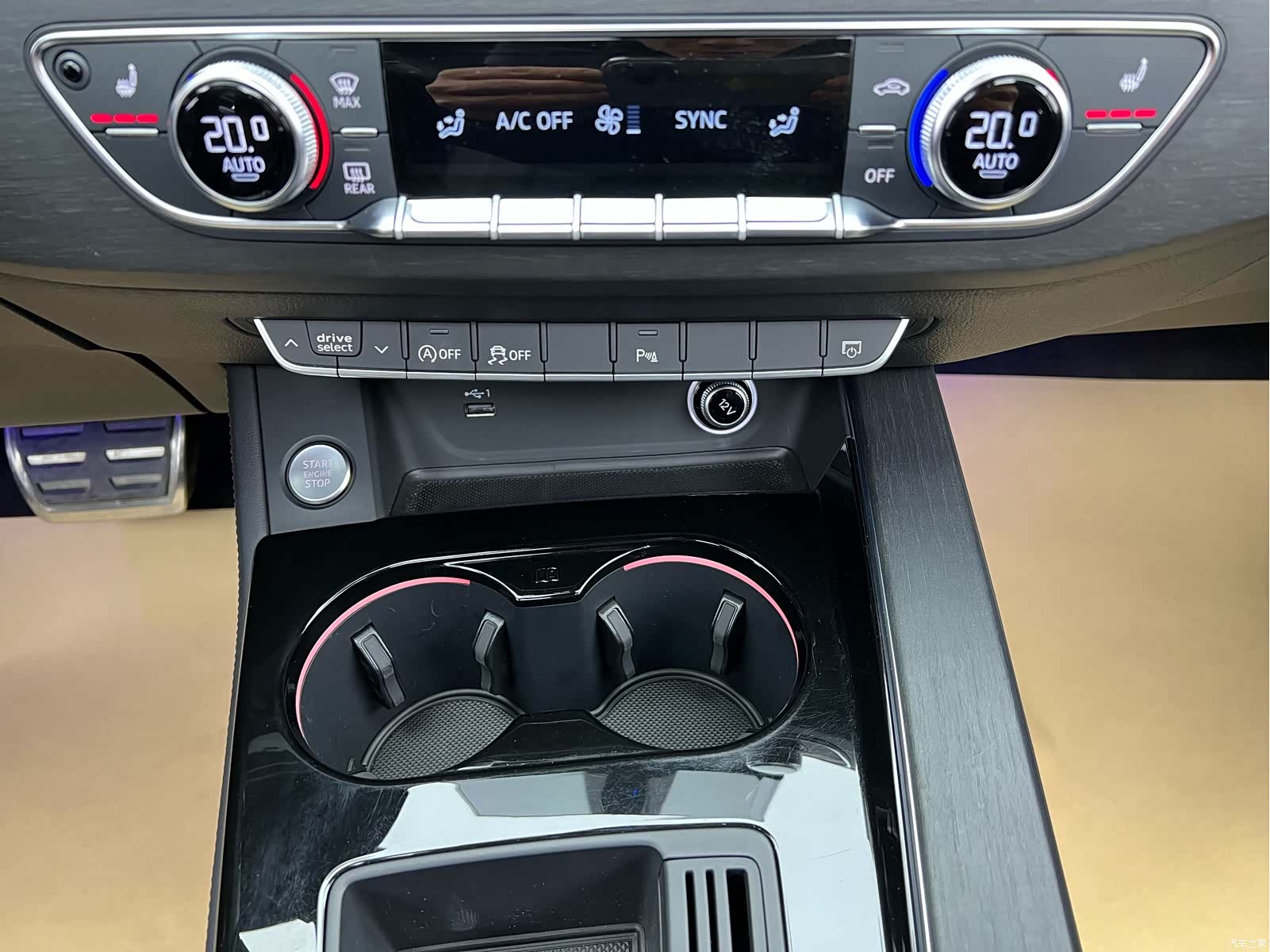 Audi A4L, 2024 14