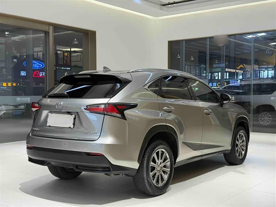 Lexus NX