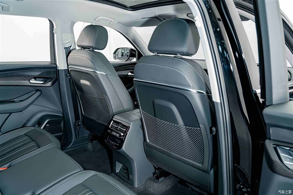 Audi Q6, 2025 19
