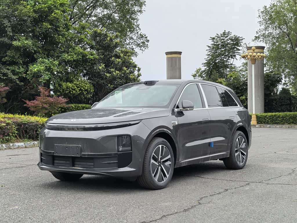 Li Auto L6