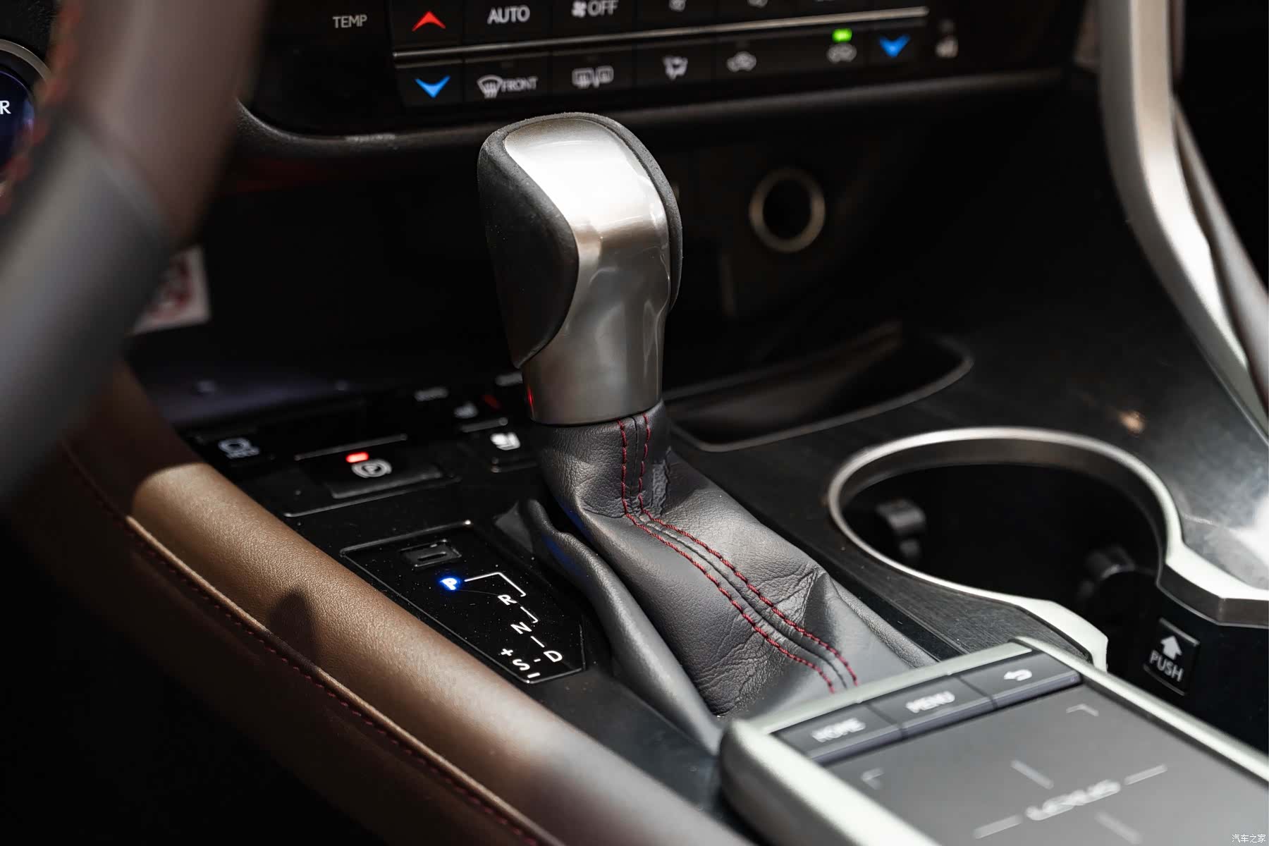 Lexus RX, 2019 15