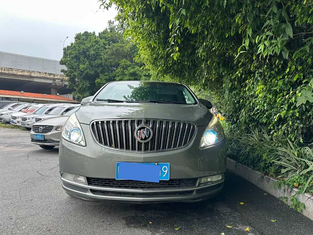 Buick GL8
