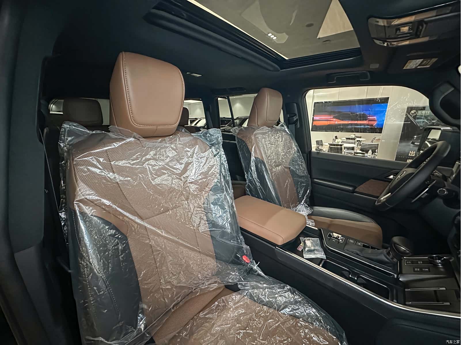 Lexus GX, 1900 11