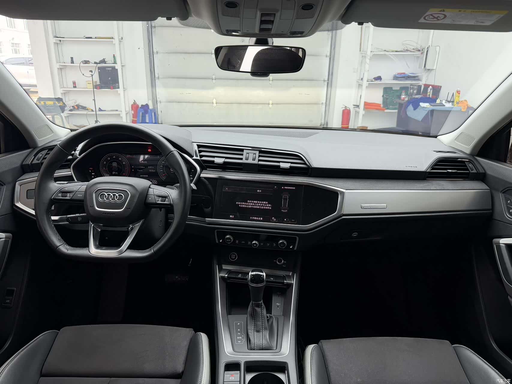 Audi Q3, 2023 9